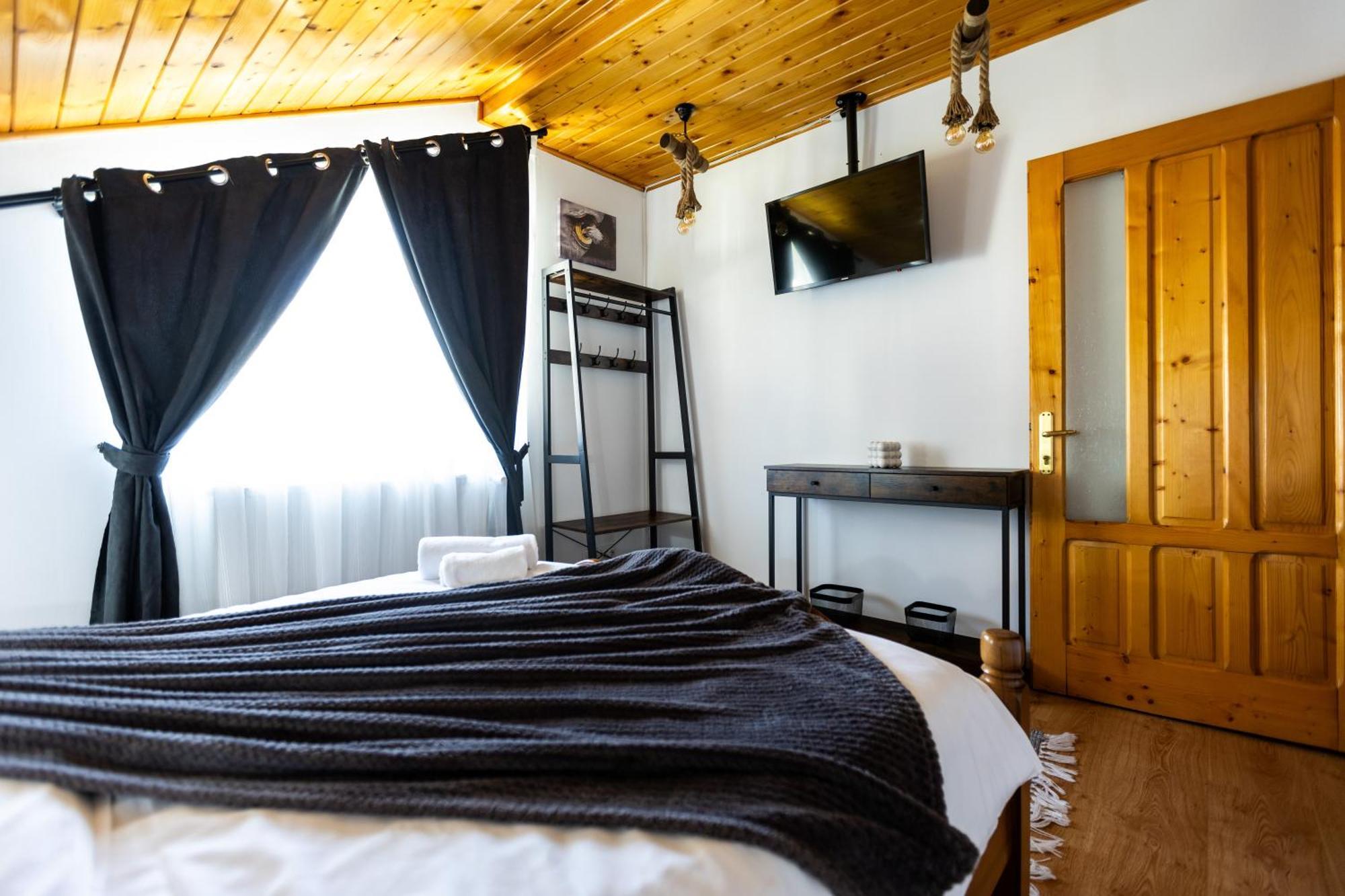 Villa Falco Bianco Buşteni Esterno foto