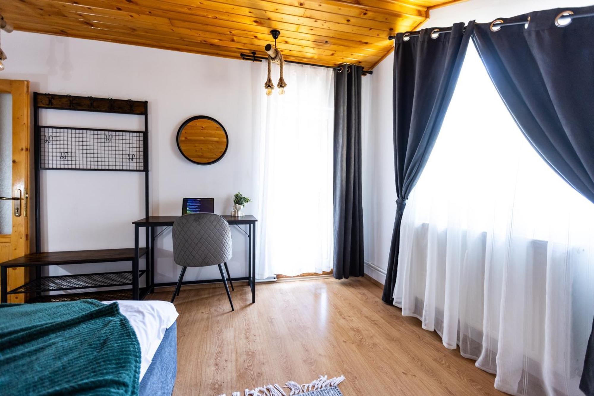 Villa Falco Bianco Buşteni Esterno foto